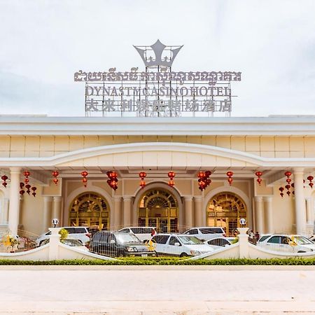 Dynasty Casino Hotel Bavet Exterior photo