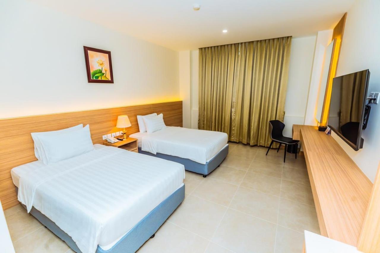Dynasty Casino Hotel Bavet Exterior photo